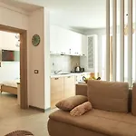 Apartamento Sole N Pools Năvodari