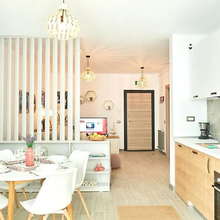 Sole N Pools דירה *